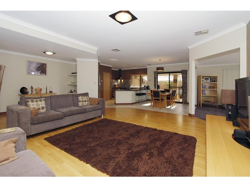 3 Woodstock Way, Butler WA 6036