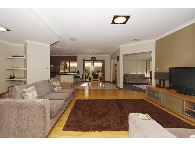 3 Woodstock Way, Butler WA 6036
