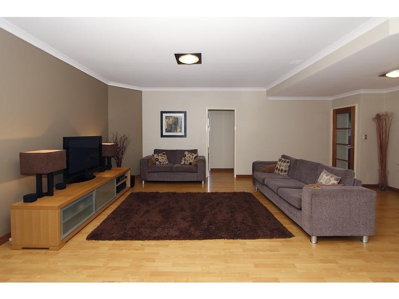 3 Woodstock Way, Butler WA 6036