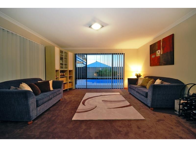 3 Woodstock Way, Butler WA 6036
