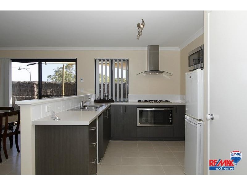 11 Oxted Link, Butler WA 6036