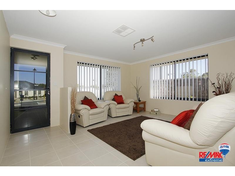 11 Oxted Link, Butler WA 6036