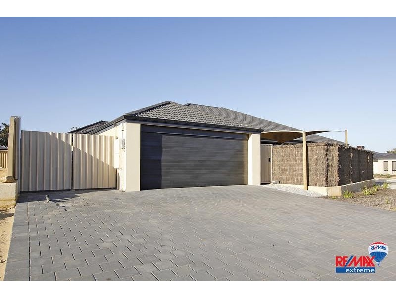 11 Oxted Link, Butler WA 6036