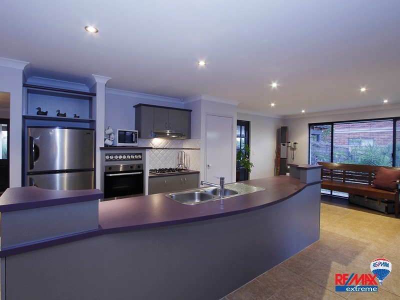17 Peaslake Street, Butler WA 6036