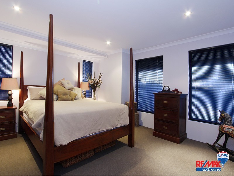 17 Peaslake Street, Butler WA 6036