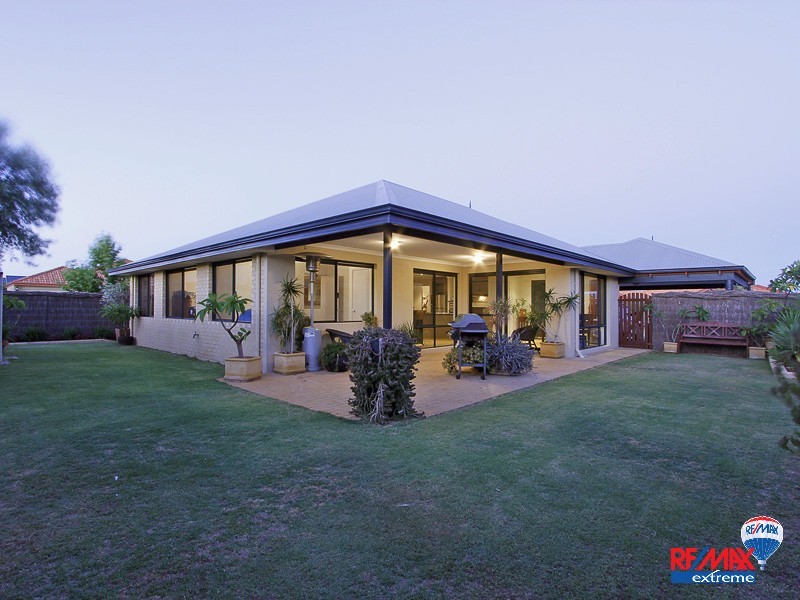 17 Peaslake Street, Butler WA 6036