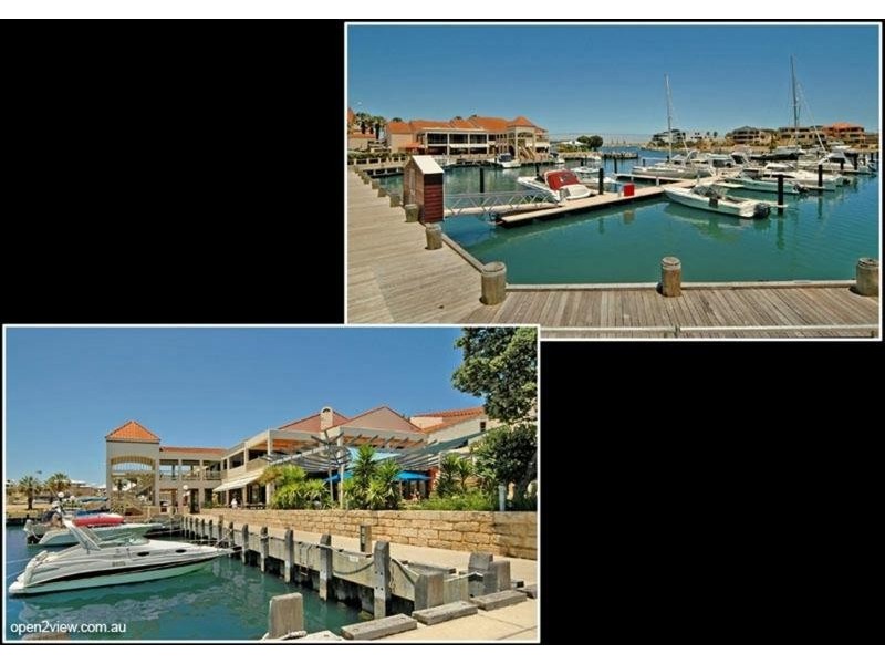 6 St Malo Ct, Mindarie WA 6030