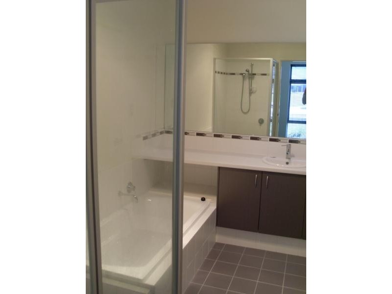 55B Helmsdale Loop, Butler WA 6036