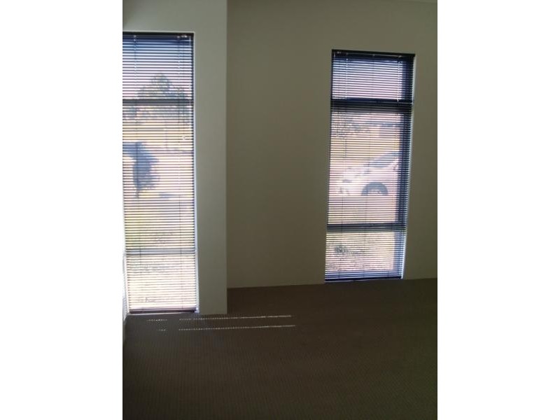 55B Helmsdale Loop, Butler WA 6036