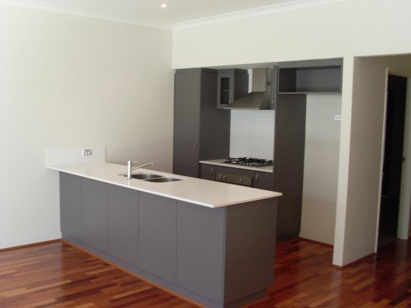 55B Helmsdale Loop, Butler WA 6036