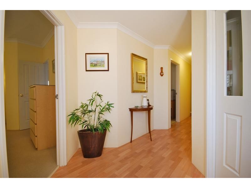 37 Palmerston Crescent, Tapping WA 6065