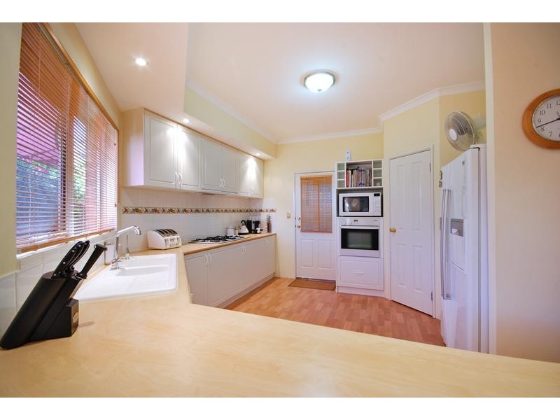 37 Palmerston Crescent, Tapping WA 6065