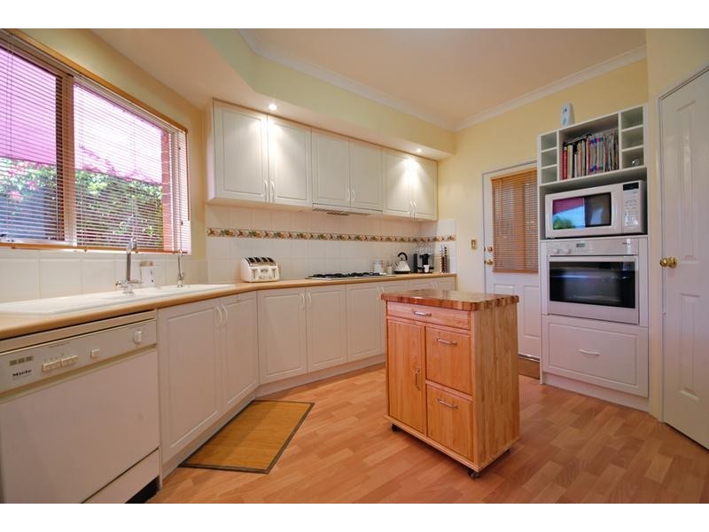 37 Palmerston Crescent, Tapping WA 6065