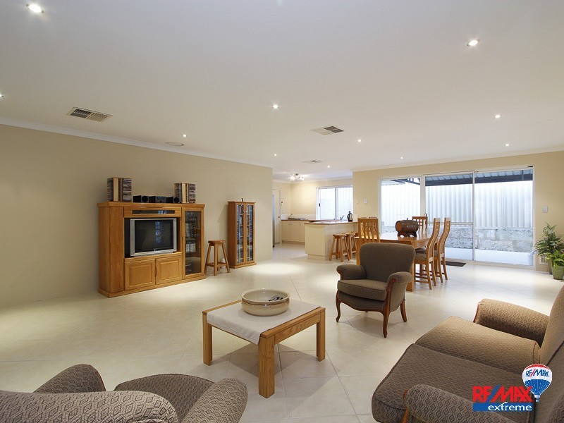 10 Lavenham Street, Butler WA 6036