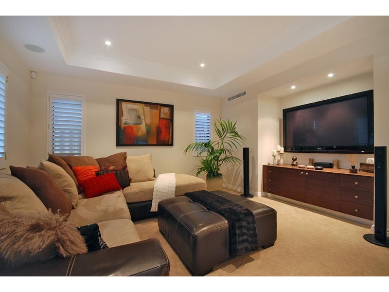 6 Lopez Way, Iluka WA 6028