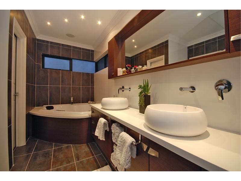 6 Lopez Way, Iluka WA 6028