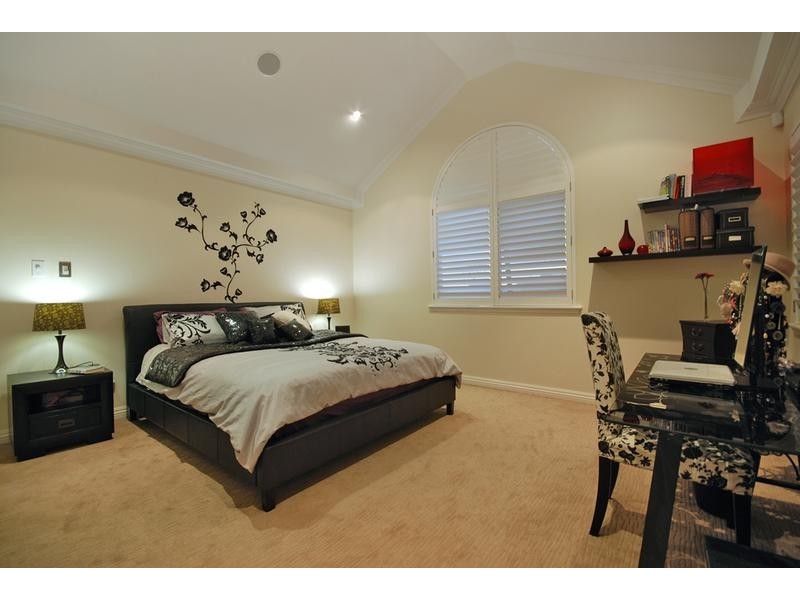 6 Lopez Way, Iluka WA 6028