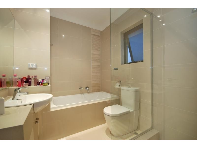 6 Lopez Way, Iluka WA 6028