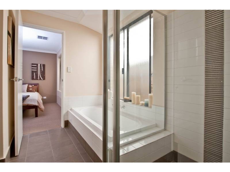 17 Whyalla Chase, Tapping WA 6065