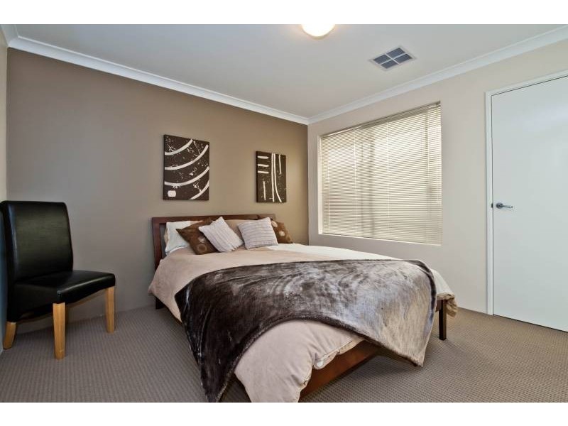 17 Whyalla Chase, Tapping WA 6065