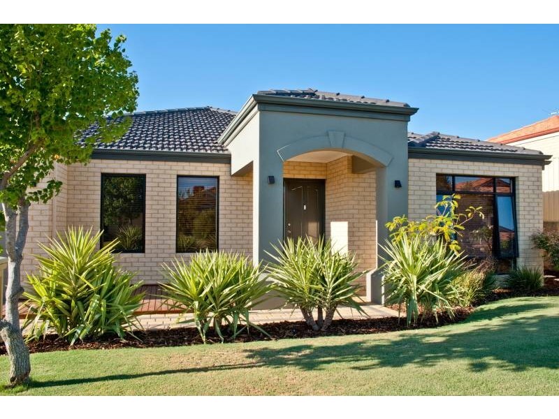 17 Whyalla Chase, Tapping WA 6065