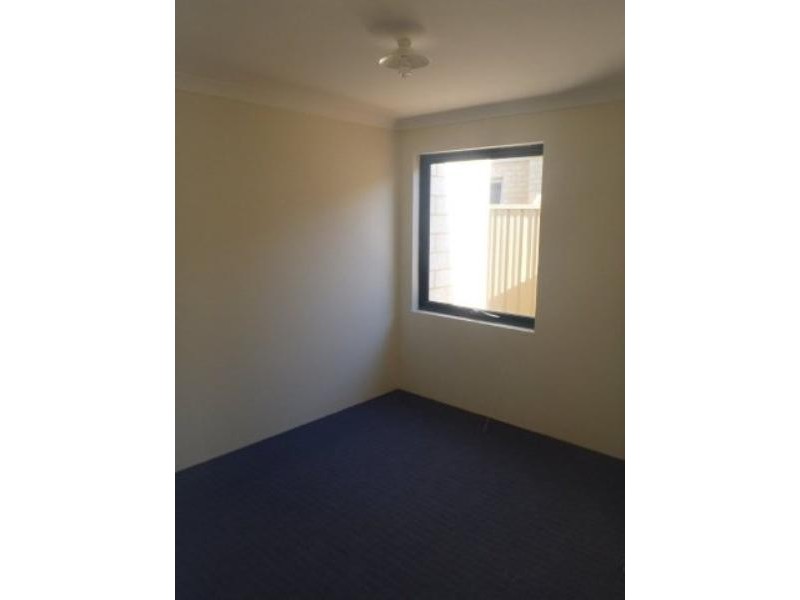 26 Beachwood Cres, Butler WA 6036