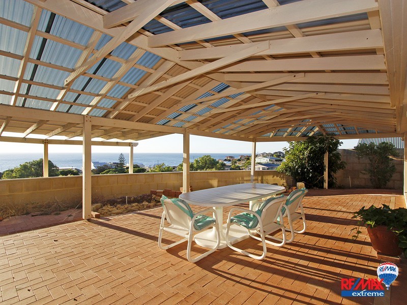 21 Ashley Avenue, Quinns Rocks WA 6030