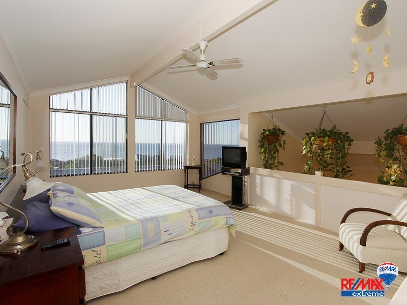 21 Ashley Avenue, Quinns Rocks WA 6030