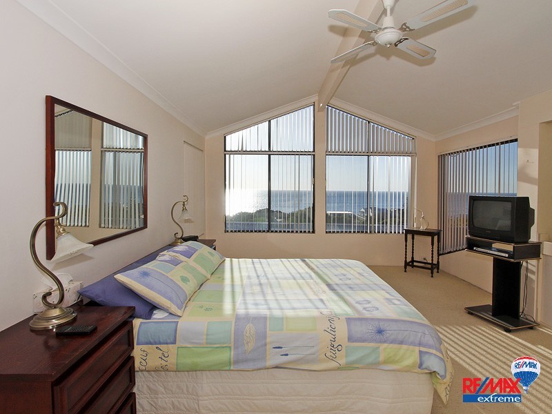 21 Ashley Avenue, Quinns Rocks WA 6030