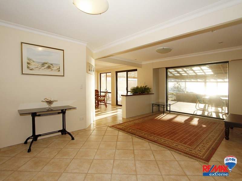 21 Ashley Avenue, Quinns Rocks WA 6030