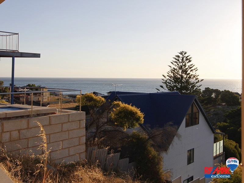 21 Ashley Avenue, Quinns Rocks WA 6030