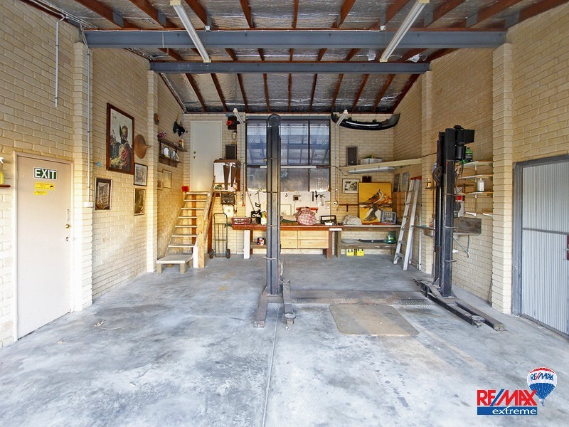 21 Ashley Avenue, Quinns Rocks WA 6030