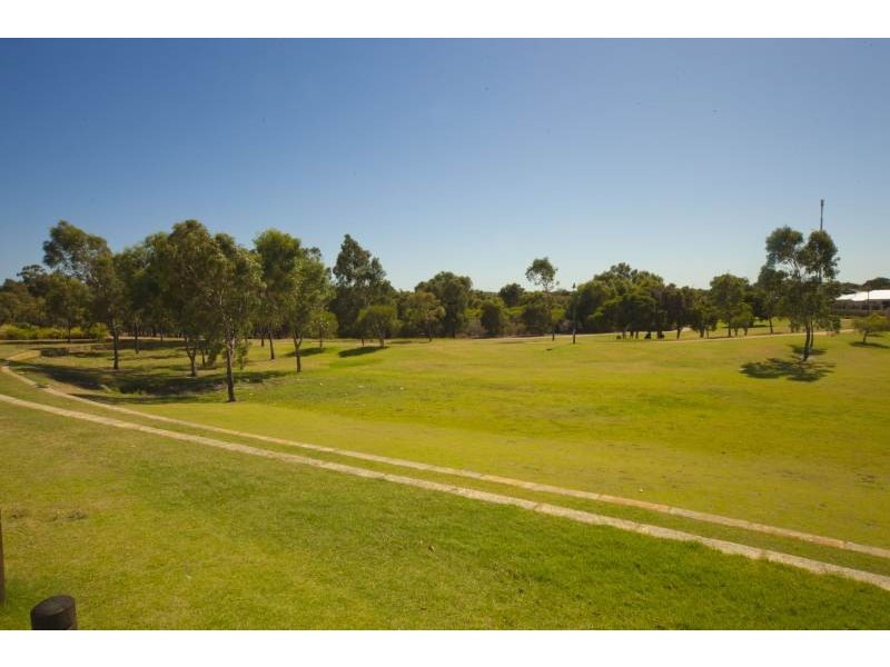 36 Crosthwait Circle, Tapping WA 6065