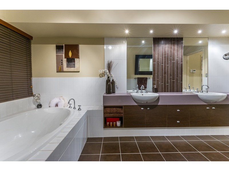 214 Ocean Drive, Quinns Rocks WA 6030