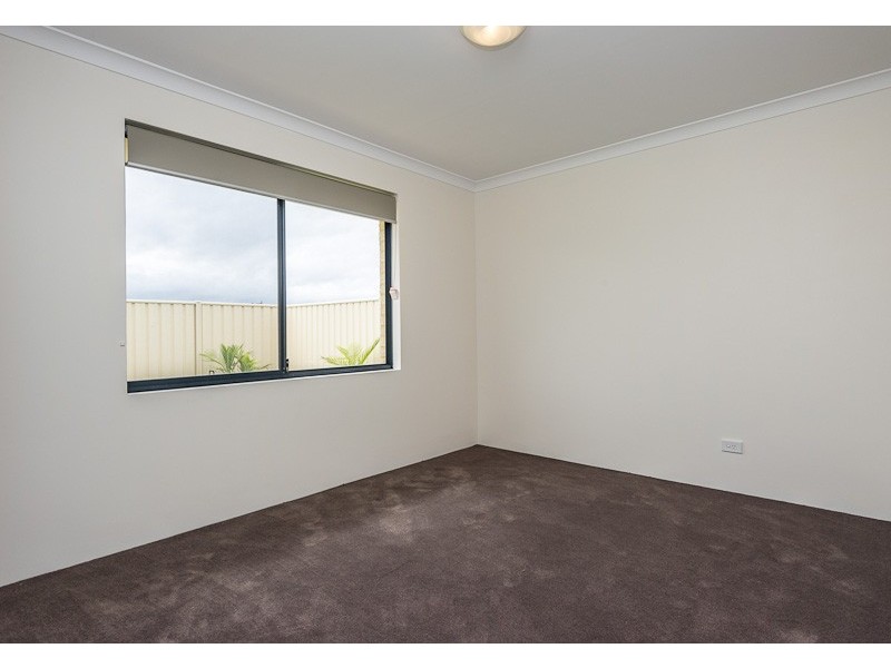 14 Carbine Loop, Banksia Grove WA 6031