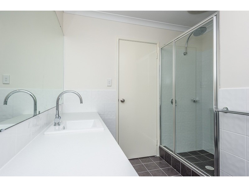 14 Carbine Loop, Banksia Grove WA 6031