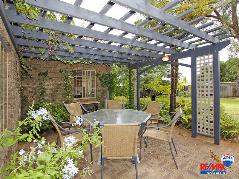 11 Scenic Drive, Wanneroo WA 6065