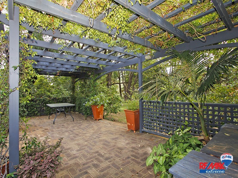 11 Scenic Drive, Wanneroo WA 6065