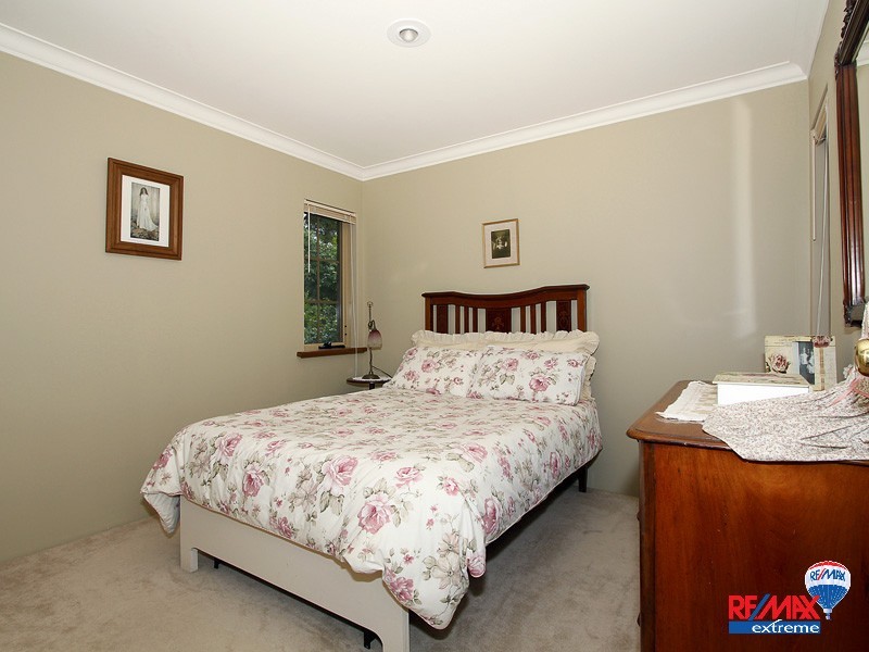 11 Scenic Drive, Wanneroo WA 6065