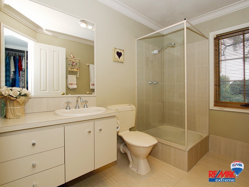 11 Scenic Drive, Wanneroo WA 6065