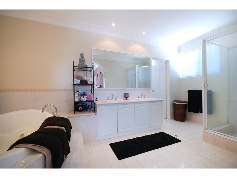 14 Manta Pass, Mindarie WA 6030