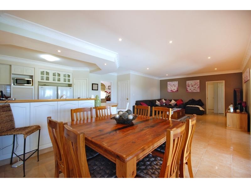 14 Manta Pass, Mindarie WA 6030