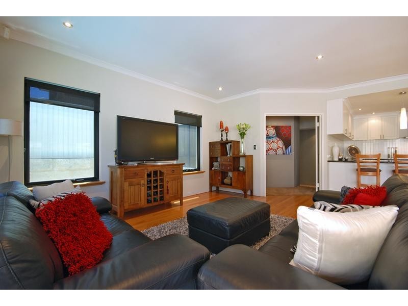 7 Whitehaven Avenue, Burns Beach WA 6028