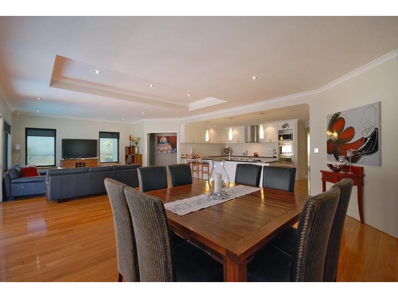 7 Whitehaven Avenue, Burns Beach WA 6028