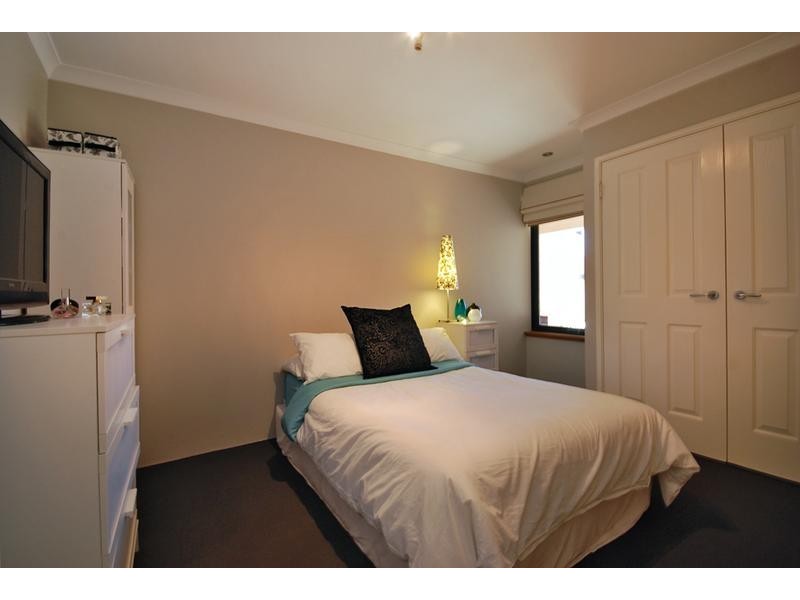 7 Whitehaven Avenue, Burns Beach WA 6028