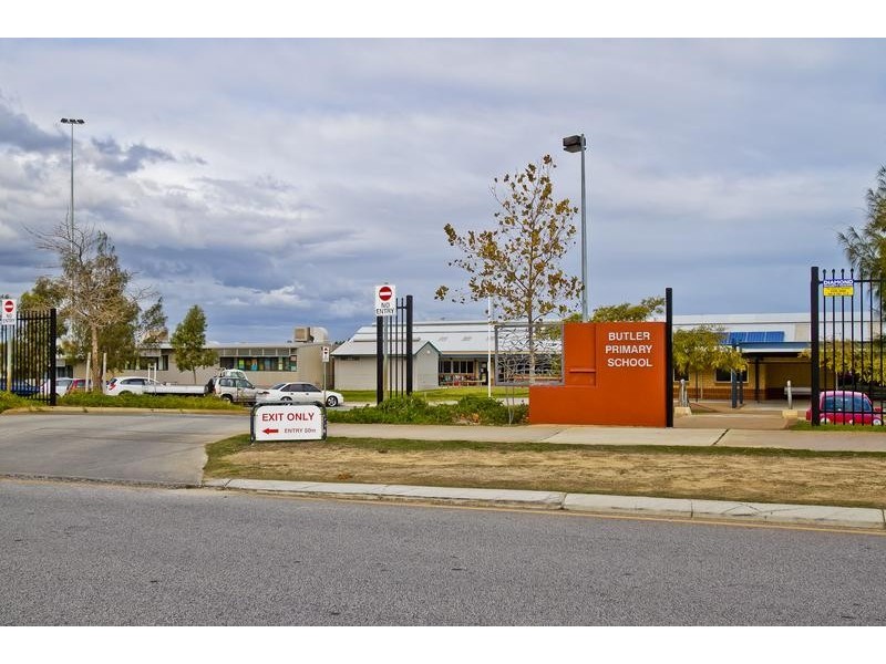 6 Alderton Road, Butler WA 6036
