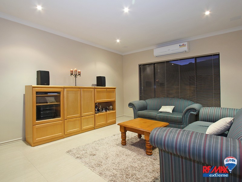 36 Romano Cres, Iluka WA 6028