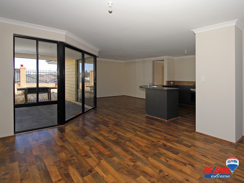 28 Nambi Parkway, Banksia Grove WA 6031