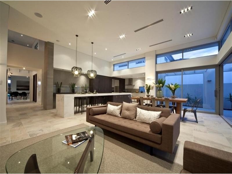 21 Romano Crescent, Iluka WA 6028