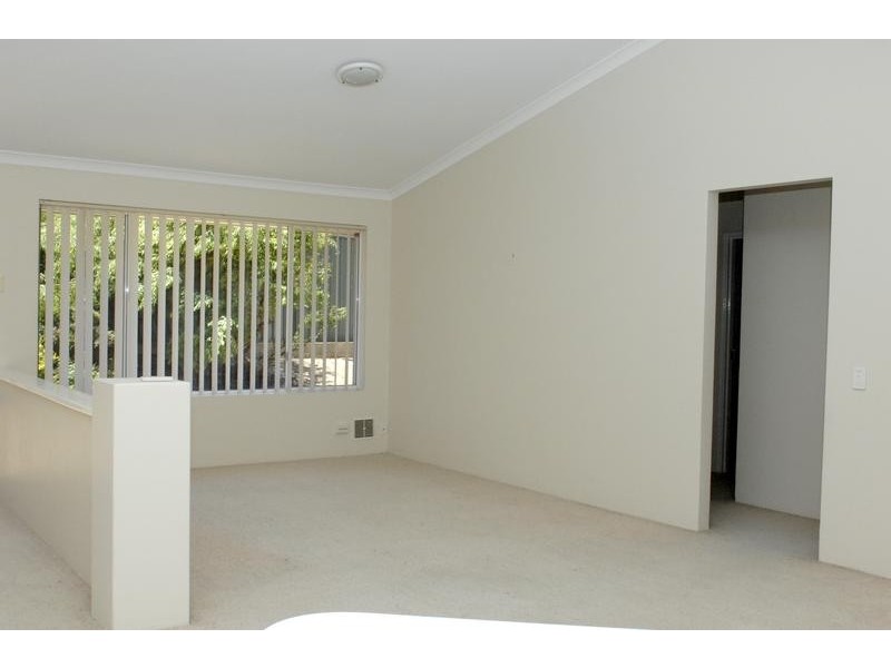 43 Kinglassie Circle, Kinross WA 6028